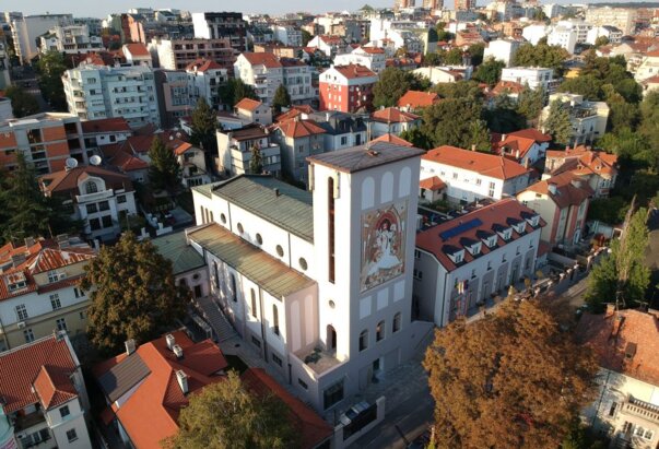 Prijenos mise iz katedrale u Beogradu povodom dolaska kardinala Kurt Kocha