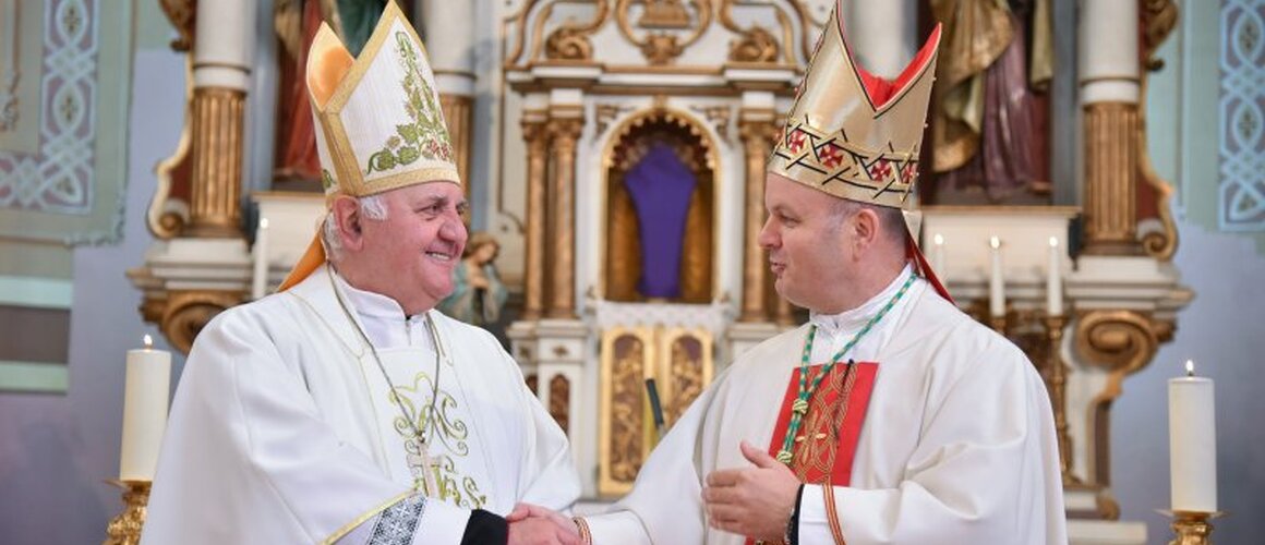 Priopćenje Srijemske biskupije o umirovljenju biskupa Gašparovića i preuzimanju službe biskupa Svaline