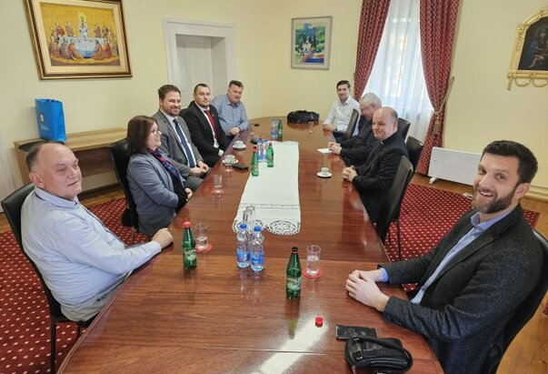 Delegacija iz Đakova posjetila Srijemsku biskupiju