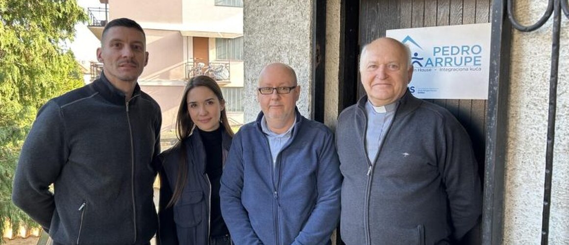 Nadbiskup Nemet posjetio Integracionu kuću »Pedro Arrupe« u Beogradu