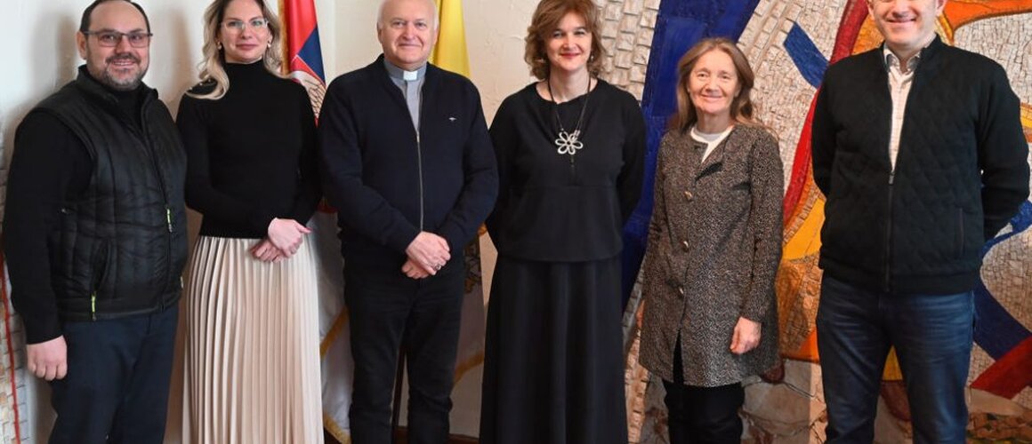 Nadbiskup Nemet primio direktorku Kolpinga Melindu i direktora Caritasa Srbije Mihaia
