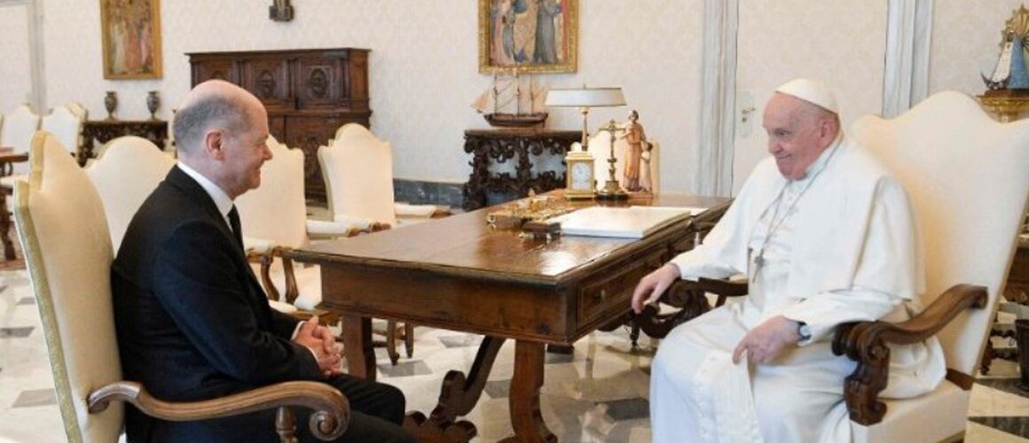 Njemački kancelar Olaf Scholz u audijenciji kod pape Franje