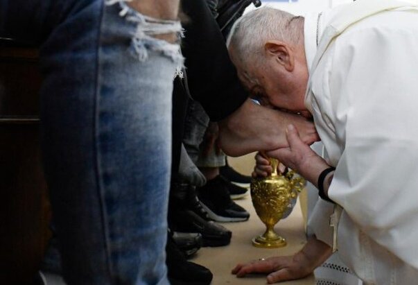 Papa Franjo na Veliki četvrtak u ženskom zatvoru Rebibbia u Rimu