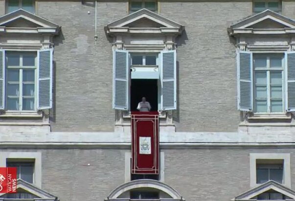 Papin apel: Neka na Haitiju budu oslobođeni svi taoci i neka se ponovno uspostavi red