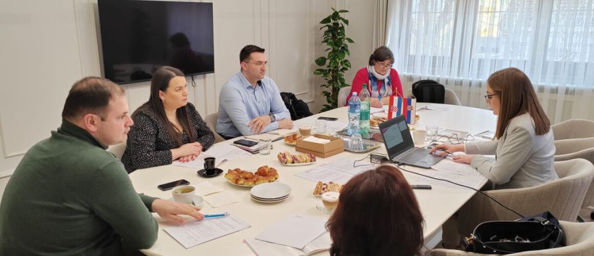 Održana 13. sjednica Izvršnog odbora HNV-a