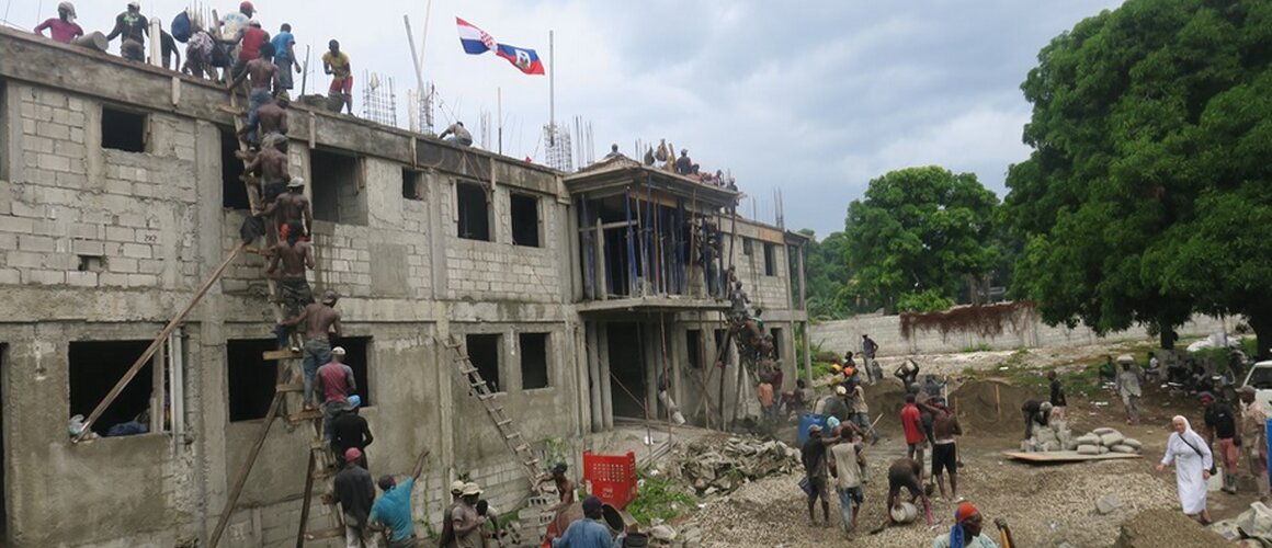 Crkva u Latinskoj Americi poziva na molitvu za mir u Haitiju