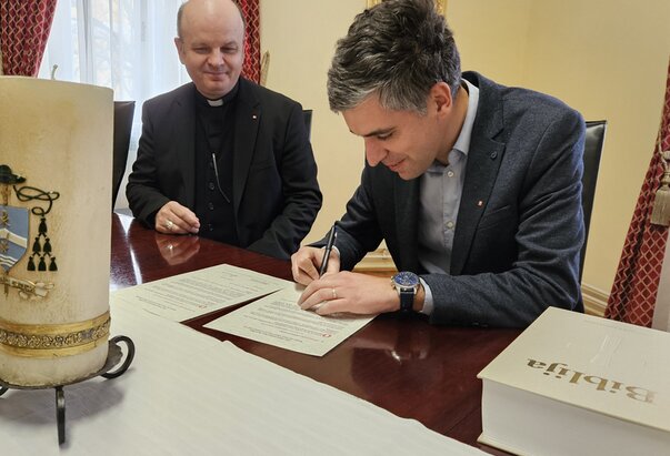 Novi ekonom Srijemske biskupije Dujić započeo službu