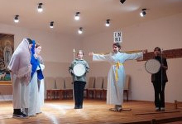 Uskrsna predstava u Sotu