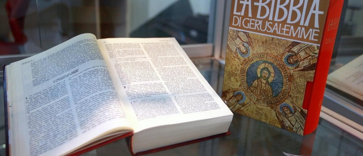 Biblija protekle godine prvi put prevedena na najmanje 16 novih jezika
