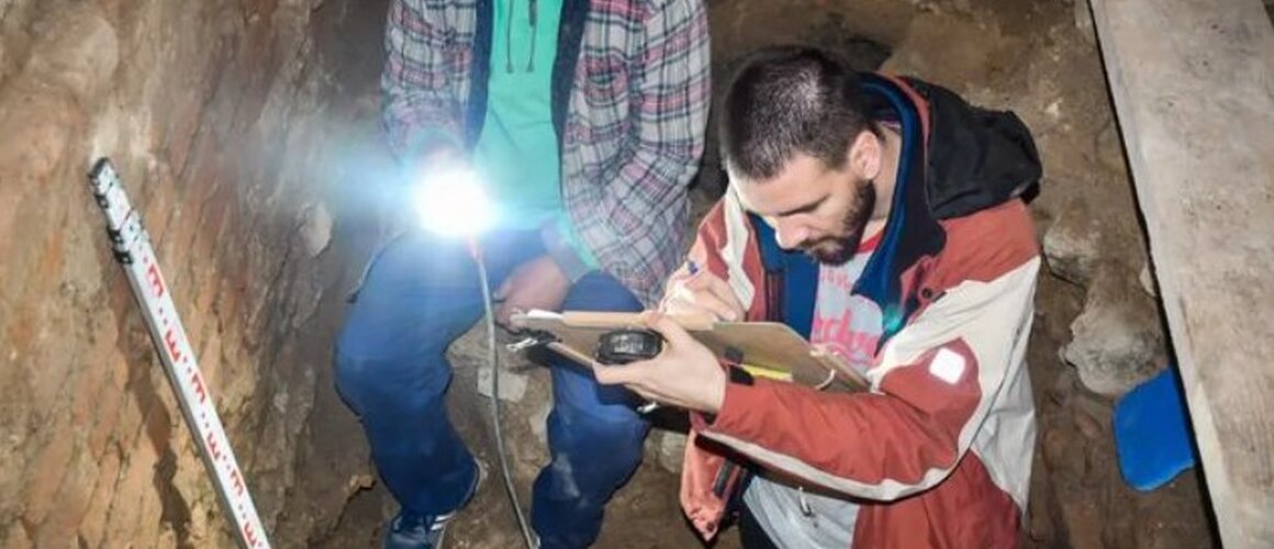 Arheološki nalazi otkriveni ispod župnog doma u Srijemskim Karlovcima