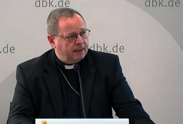 Biskup Bätzing nakon napada Irana na Izrael: Izbjegavajte dinamiku eskalacije