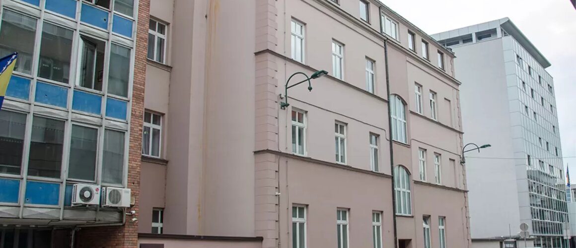 Opljačkana zgrada Vrhbosanske nadbiskupije u Sarajevu