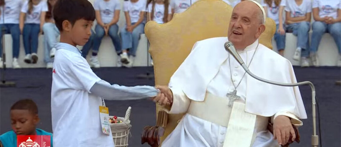 Papa: Djeca mogu napraviti revoluciju otvarajući srca odraslih