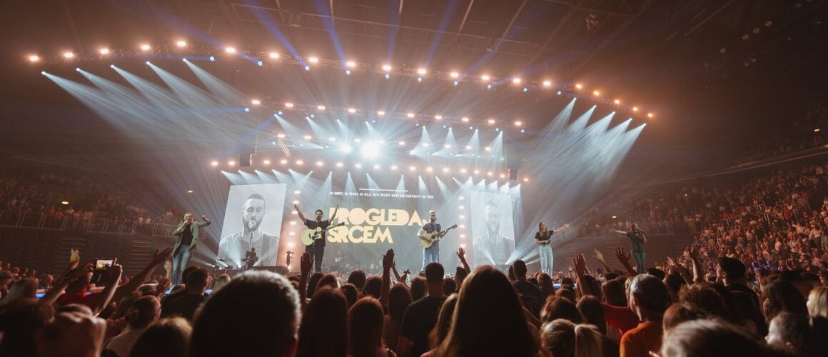 ‘Progledaj srcem’ ponovno okupio tisuće u Areni: Pogledajte kako je izgledala nezaboravna večer 