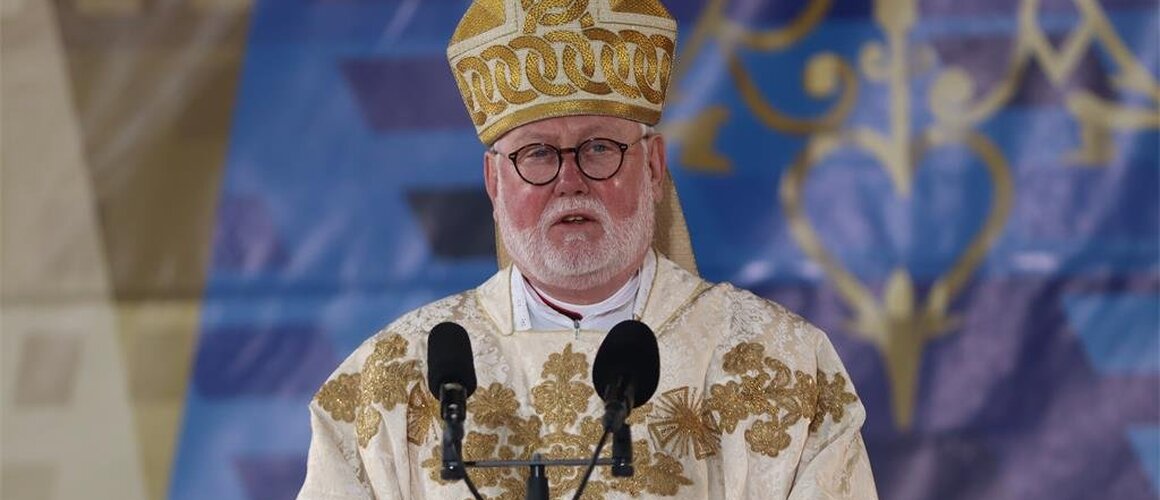 Mons. Gallagher predvodio euharistijsko slavlje svetkovine Majke Božje od Kamenitih vrata