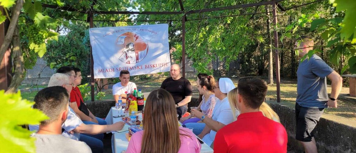 Održana osnivačka skupština udruženja mladih Prijatelji nade u Srijemskoj biskupiji