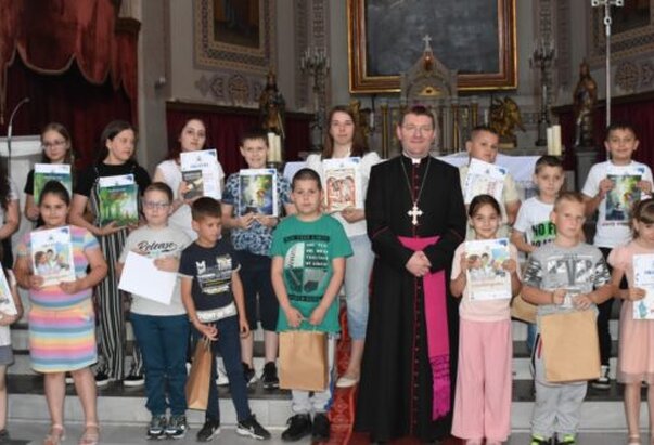 Dodjela nagrada biskupijskog likovnog natječaja: „Jedna priča iz života zaštitnika naše crkve”