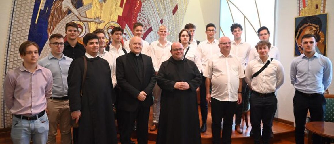 Nadbiskupa Nemeta posjetili odgojitelji i gimnazijalci iz Tihanya u Mađarskoj