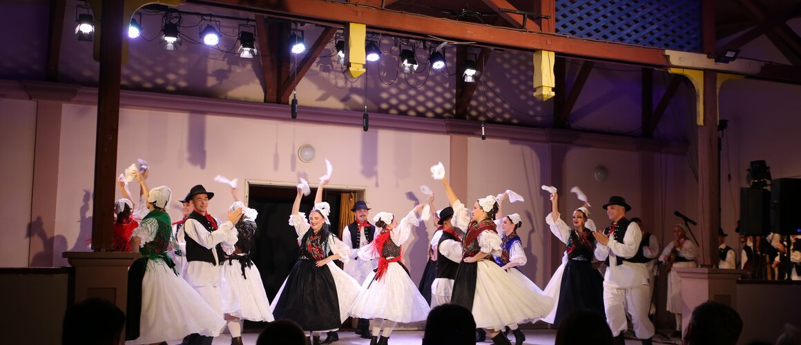 Zajednički koncert zagrebačkog i subotičkog folklornog ansambla