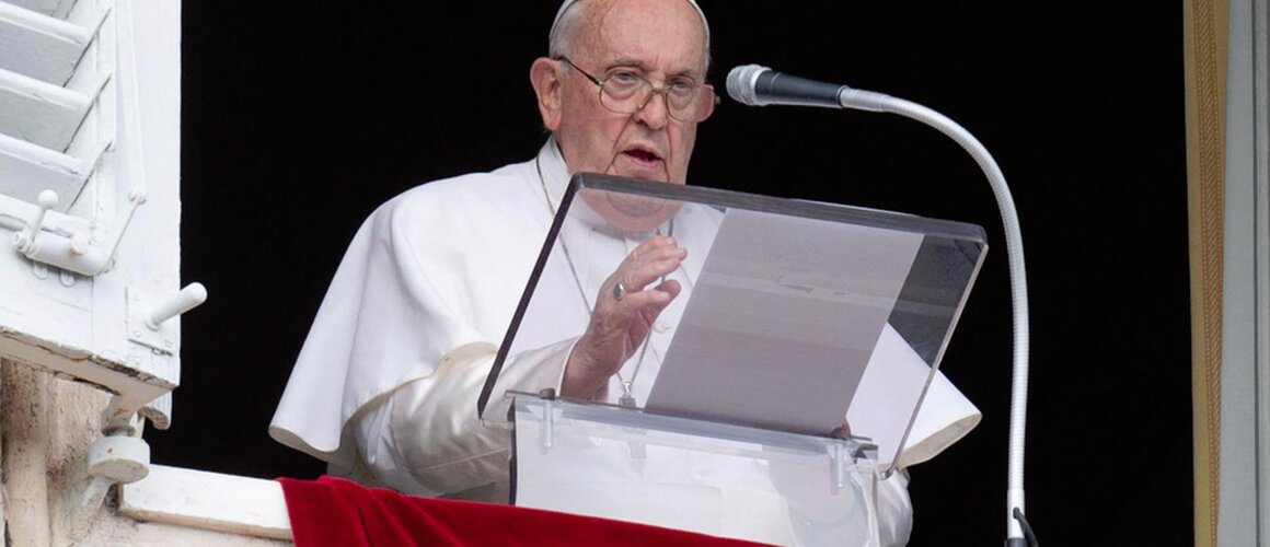 Papin Angelus na svetkovinu Uznesenja BDM