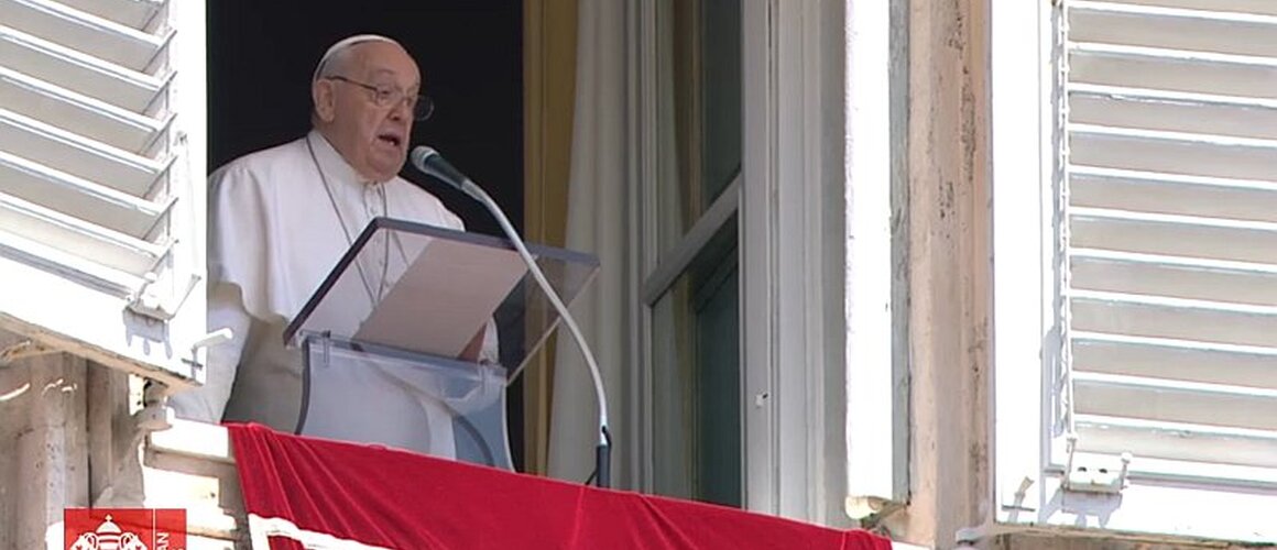 Papa Franjo moli za ratna područja i potiče na dijalog i pregovore