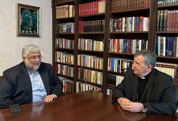 Iranski veleposlanik posjetio nadbiskupa Vukšića