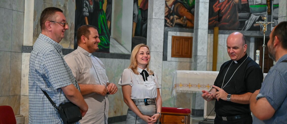 Mons. Svalina na otvorenju Likovne kolonije u Petrovaradinu