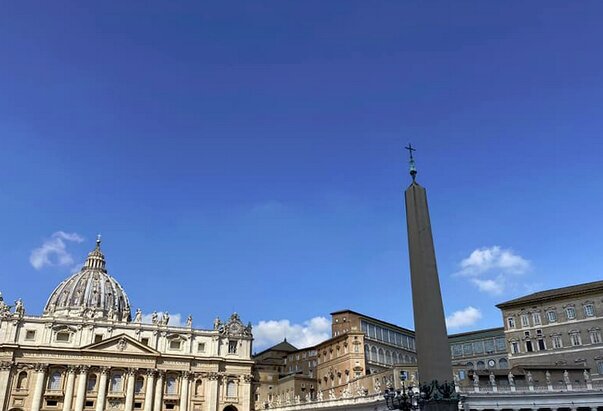 Vatikan pozdravio kinesko priznanje biskupa Shi Hongzhena