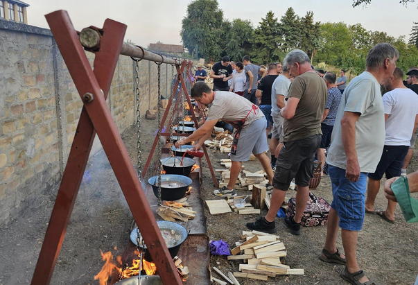 Sastali se alasi i bećari u Monoštoru