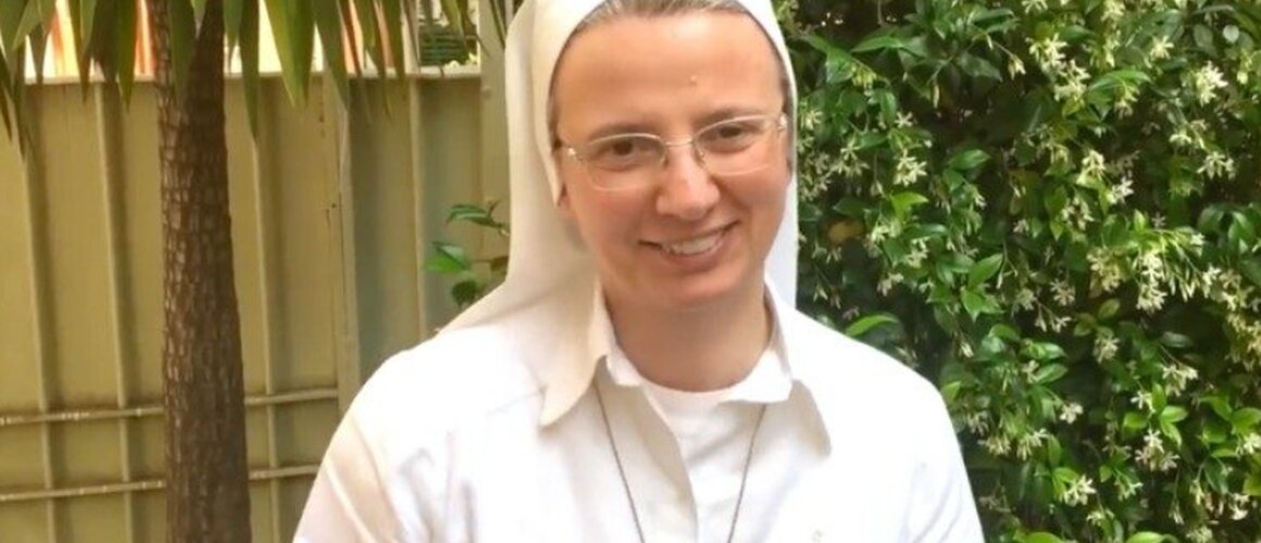 S. Simona Brambilla prva žena imenovana prefektom Dikasterija Svete Stolice