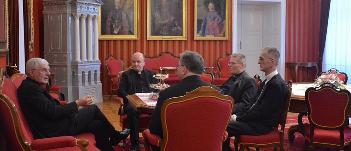 Nuncij Gangemi posjetio Đakovačko-osječku nadbiskupiju