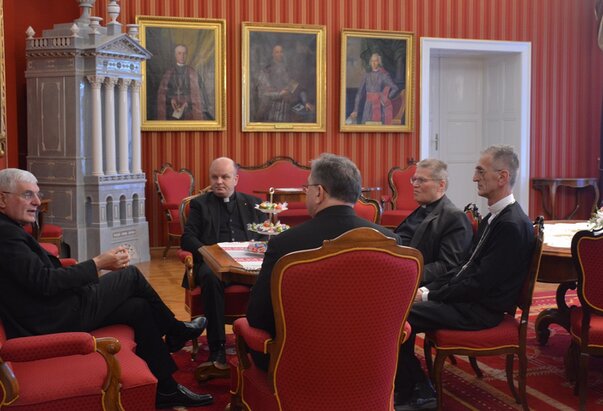 Nuncij Gangemi posjetio Đakovačko-osječku nadbiskupiju