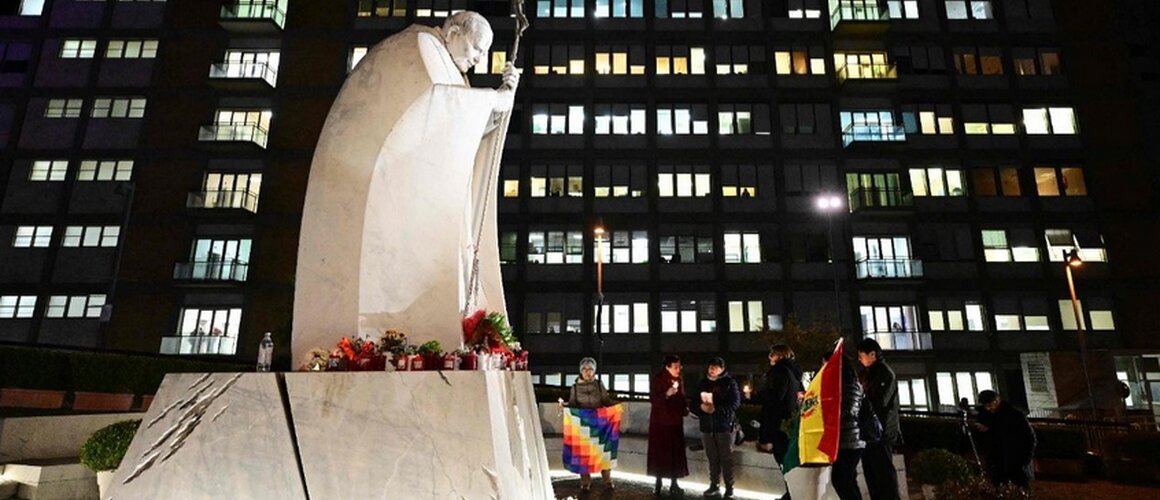 Papa se dobro odmarao, cijelu noć