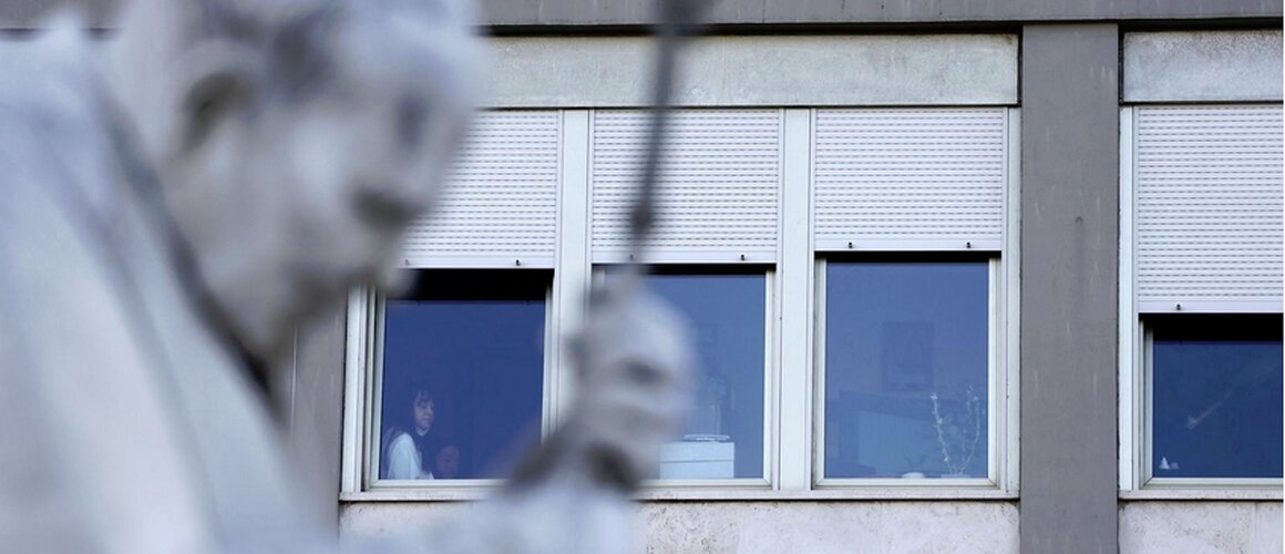 Papa nastavlja s odmorom