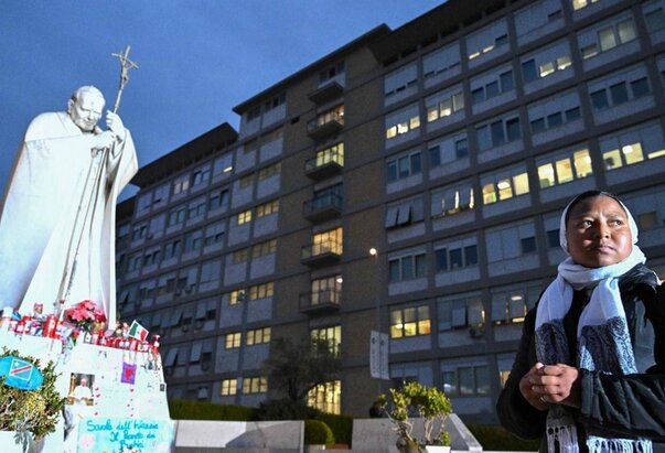 Vatikan: Papa proveo mirnu noć