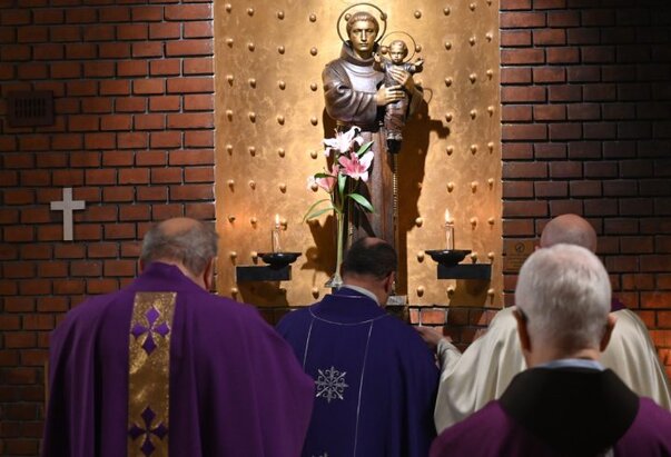 U Beogradu započela pobožnost 13 utoraka sv. Anti