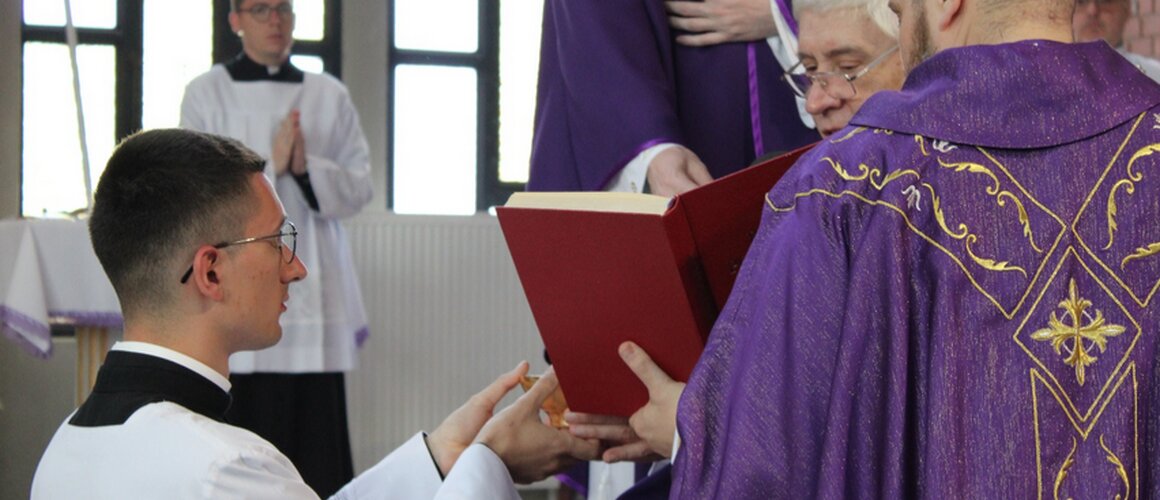 Podjela službe akolitata Valentinu Kujundžiću