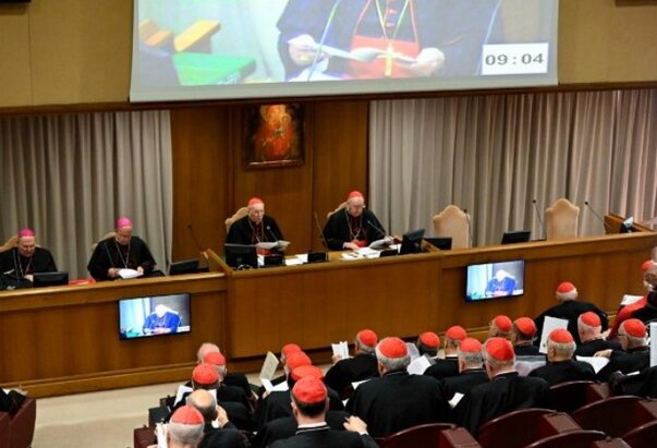 Počele opće kongregacije kardinala