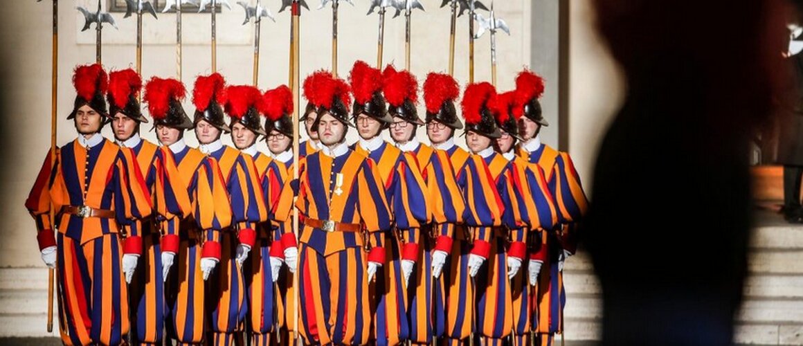 Švicarska garda zbog smrti pape Franje odgađa svečanu prisegu