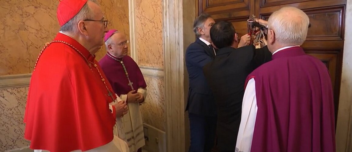 „Sede vacante“ – razdoblje „prazne (Petrove) stolice“