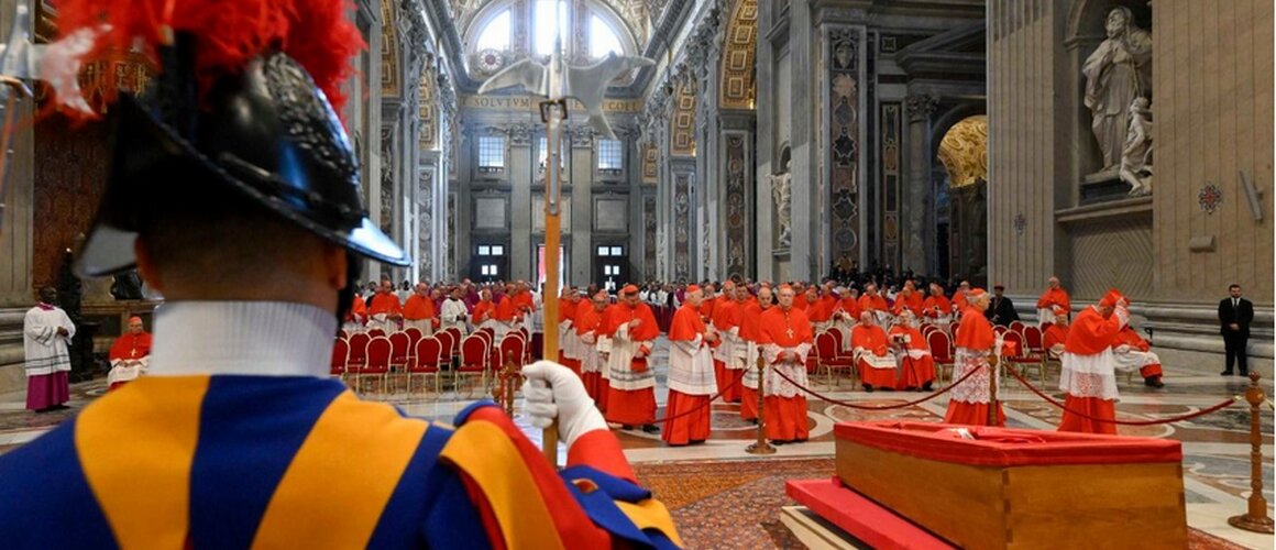 Obred zatvaranja Papina lijesa bit će na Vazmeni petak