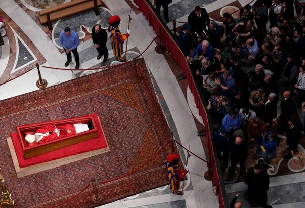 Devet dana molitve i sjećanja: Vatikanski raspored zadušnih misa za papu Franju