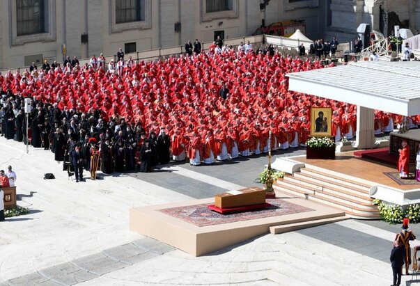 Sprovodna misa za papu Franju u Vatikanu