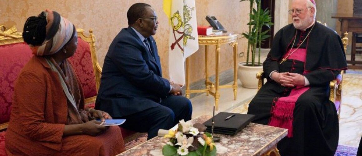 Nadbiskup Gallagher primio u Državnom tajništvu potpredsjednika Zimbabvea