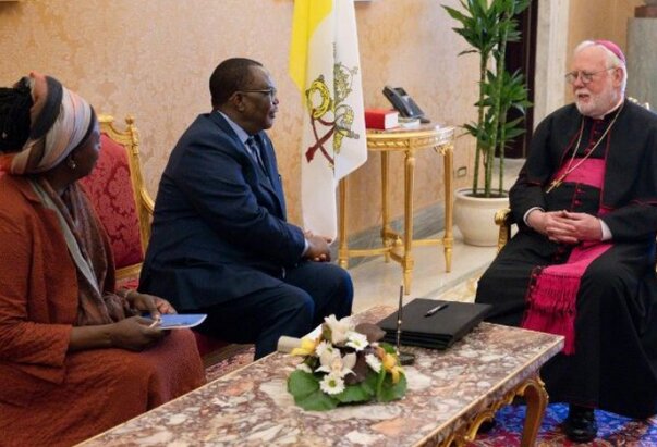 Nadbiskup Gallagher primio u Državnom tajništvu potpredsjednika Zimbabvea