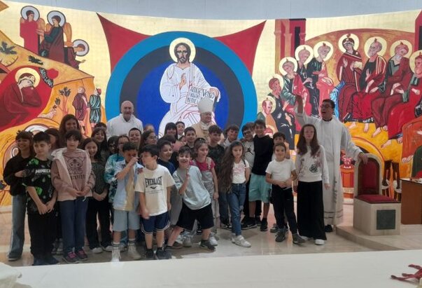 Kardinal Nemet predslavio sv. misu u crkvi Santa Maria Stella Maris u Ostiji