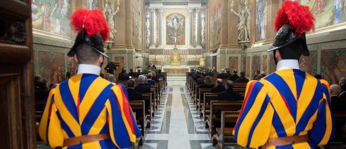 Prisegnuli na tajnost službenici i osoblje povezani s konklavom