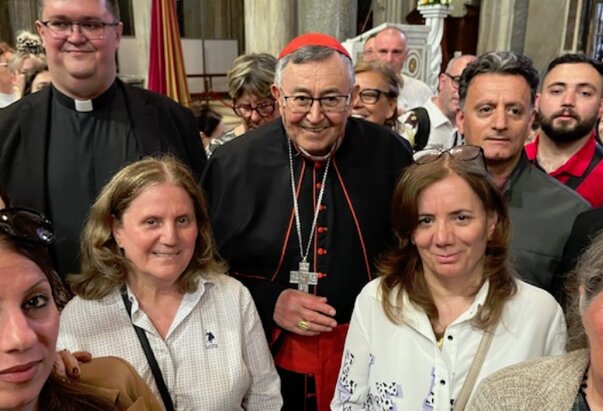 Kardinal Puljić na grobu pape Franje i ispred ikone Salus Populi Romani