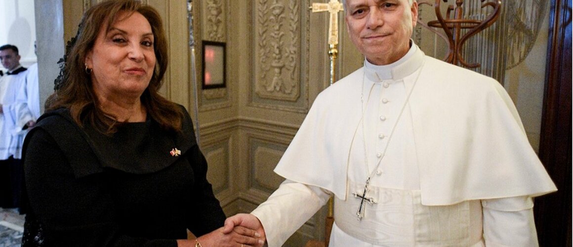 Sveti Otac primio predsjednicu Perua Dinu Erciliju Boluarte Zegarru