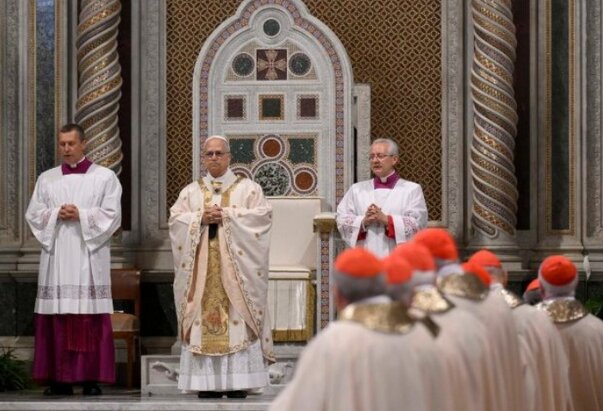 Papa Lav XIV. preuzeo lateransku katedru: „Želim vas slušati, učiti od vas i zajedno s vama odlučivati“